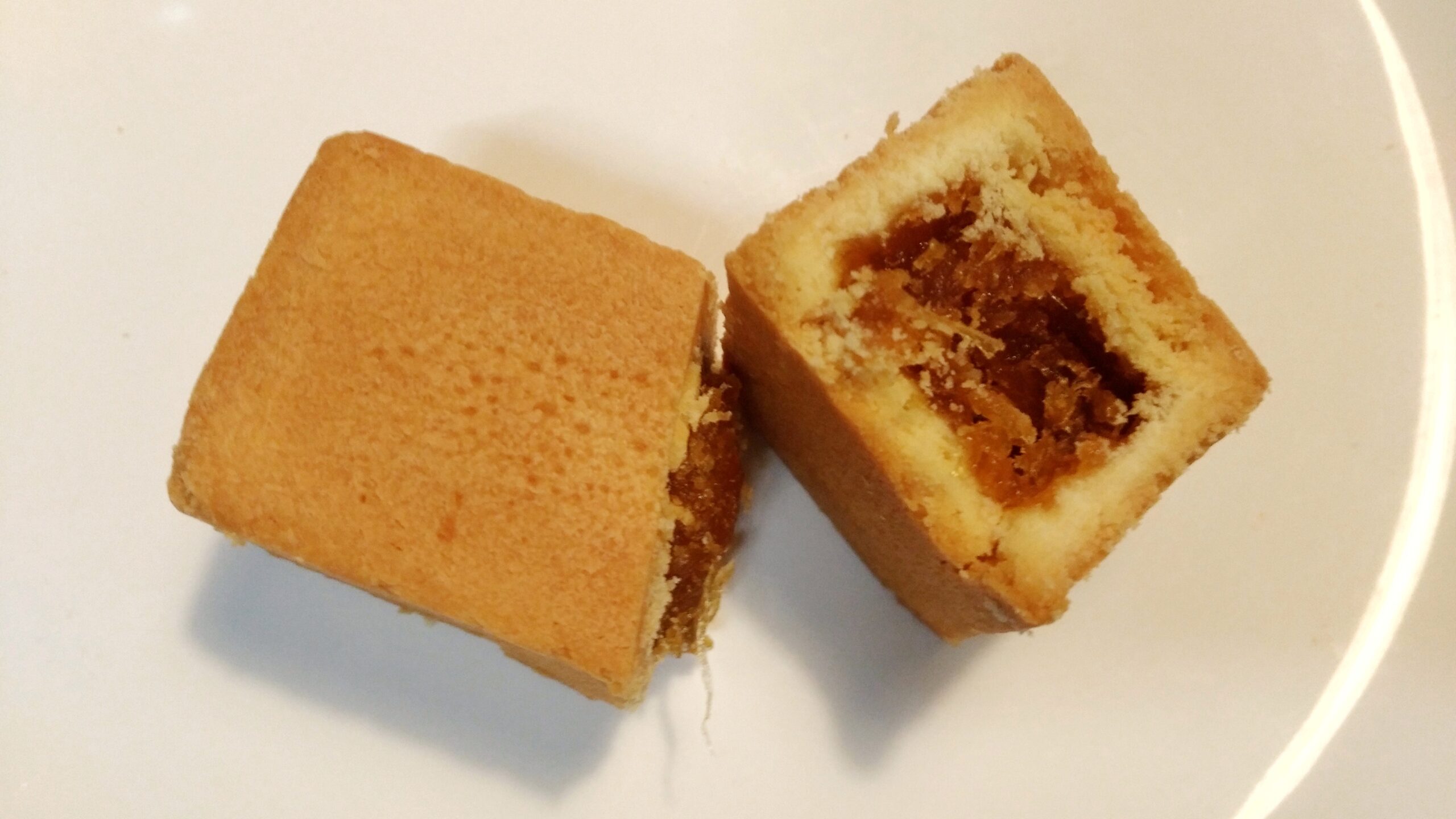 パイナップルケーキの断面(イメージ)
